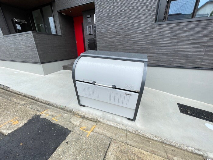 物件外観写真6　(建物設備)