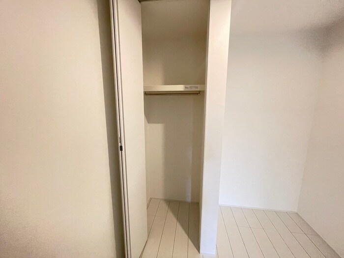 物件内観写真10　(収納)