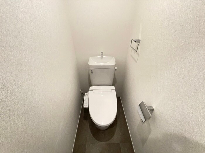 物件内観写真12　(トイレ)