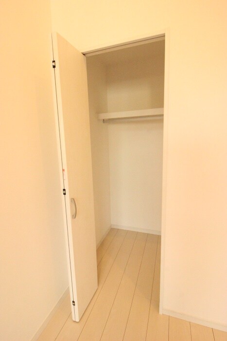 物件内観写真10　(収納)