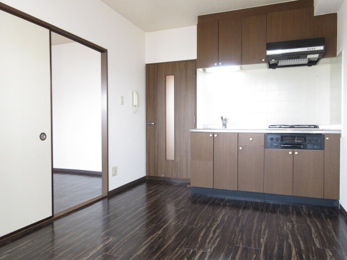 物件内観写真7　(居室)