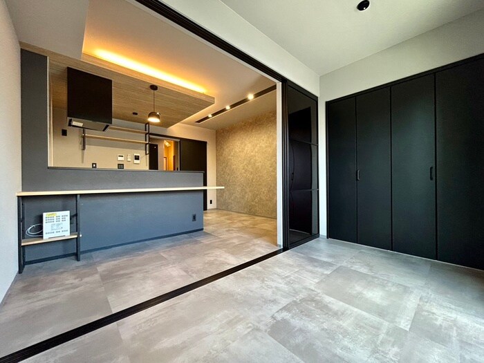 物件内観写真8　(居室)