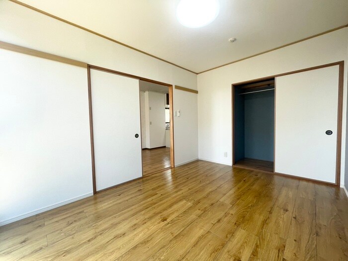物件内観写真10　(居室)
