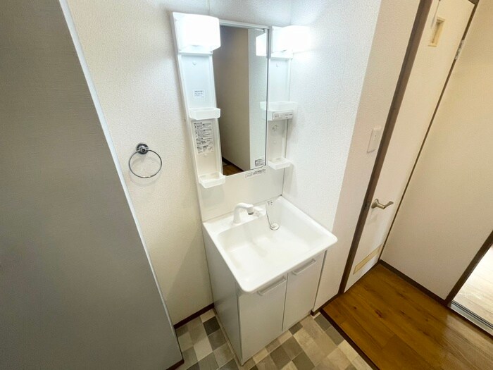 物件内観写真14　(洗面)