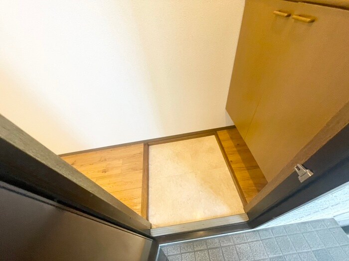 物件内観写真21　(玄関)