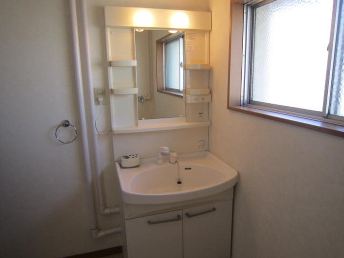 物件内観写真13　(洗面)