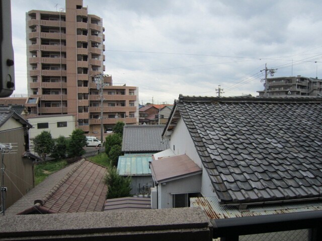 物件内観写真9　(室内からの展望)