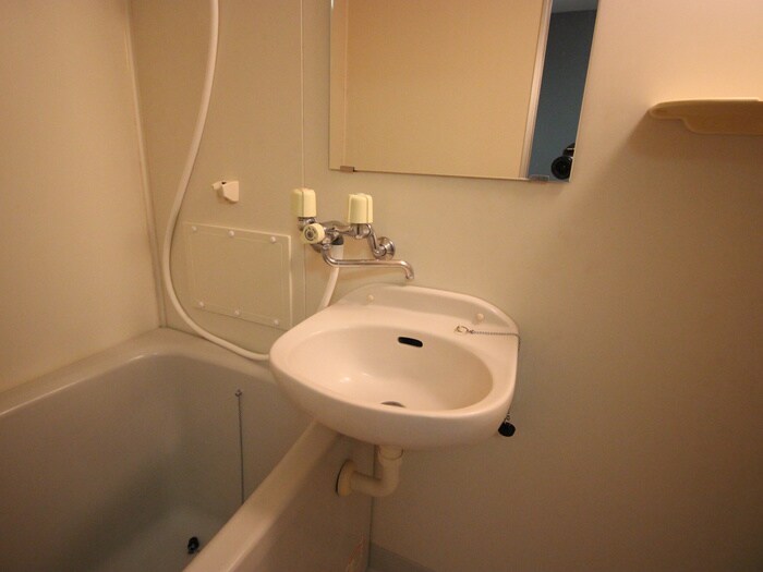 物件内観写真13　(洗面)