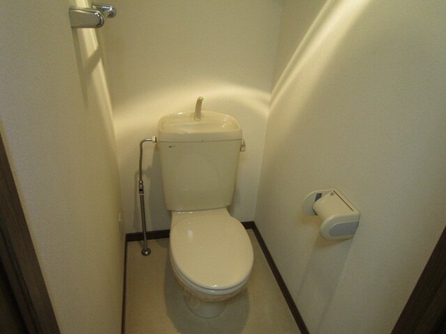 物件内観写真15　(トイレ)