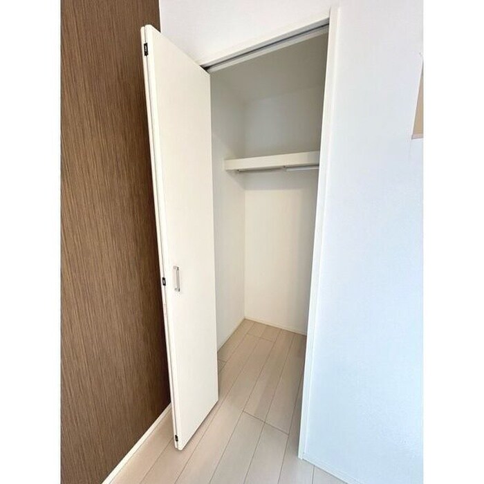 物件内観写真11　(収納)