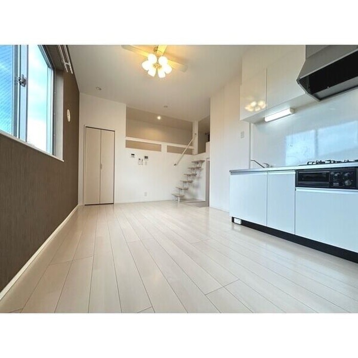 物件内観写真15　(居室)