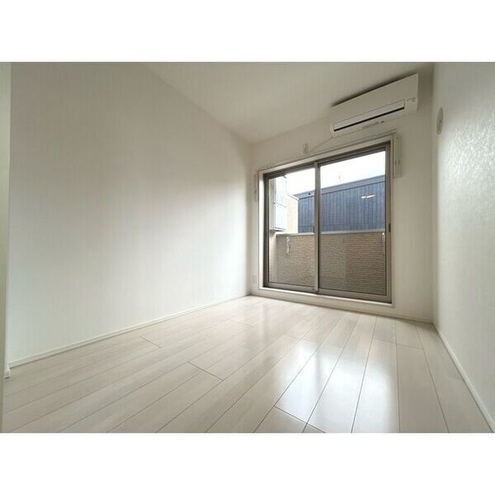 物件内観写真16　(居室)