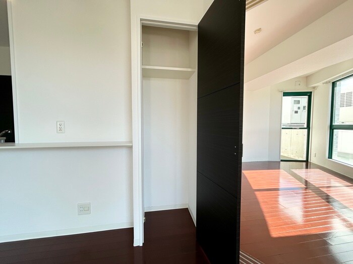 物件内観写真22　(収納)