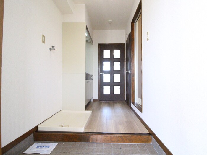 物件内観写真20　(玄関)