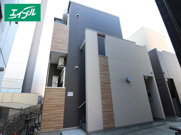 物件外観写真1　(外観写真)