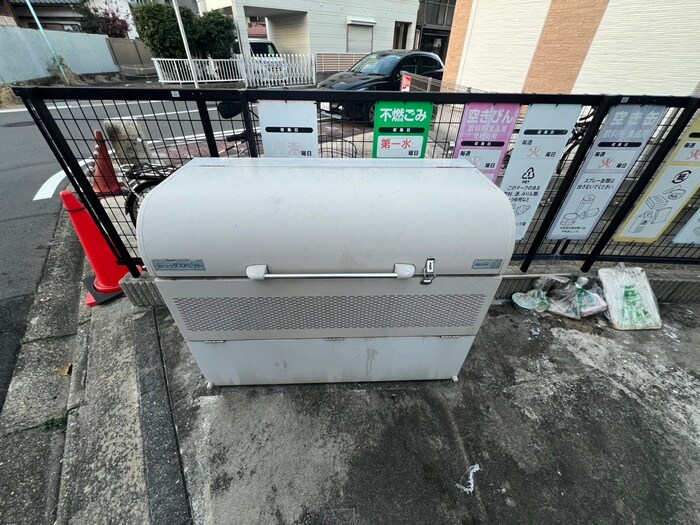 物件外観写真6　(建物設備)