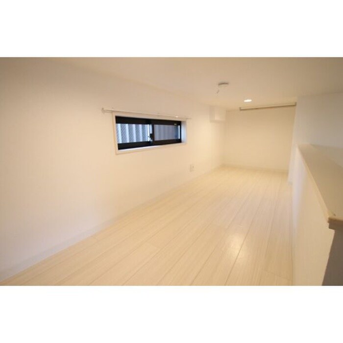 物件内観写真11　(ロフト)