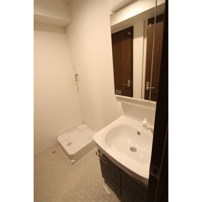 物件内観写真13　(洗面)