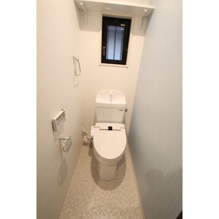 物件内観写真14　(トイレ)