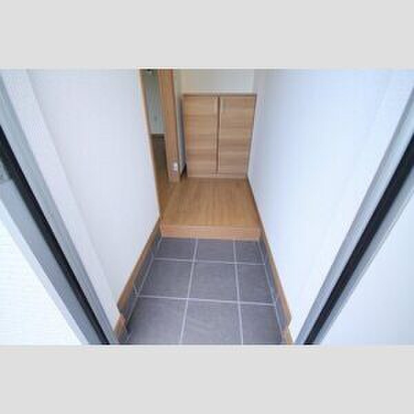 物件内観写真13　(靴箱)