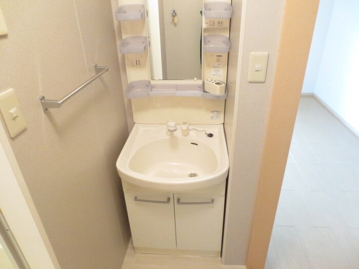 物件内観写真10　(洗面)