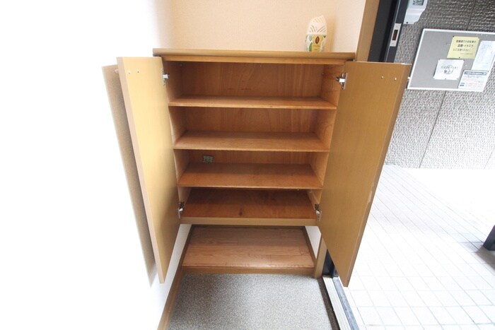 物件内観写真17　(靴箱)
