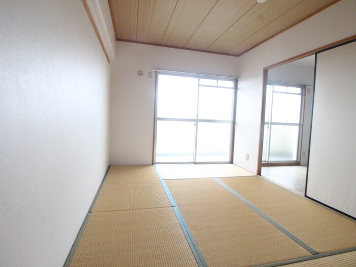 物件内観写真14　(居室)