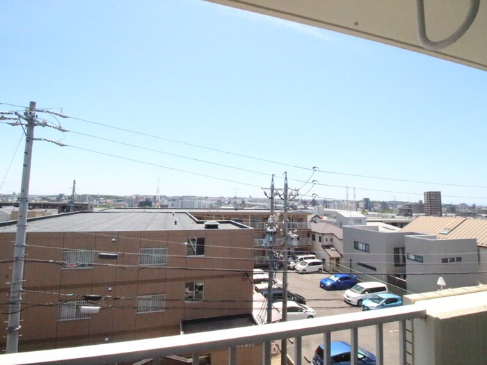 物件内観写真20　(室内からの展望)