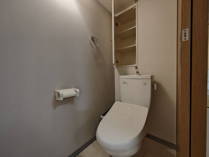 物件内観写真14　(トイレ)