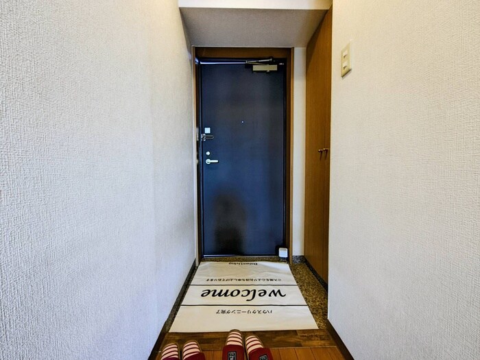 物件内観写真16　(玄関)