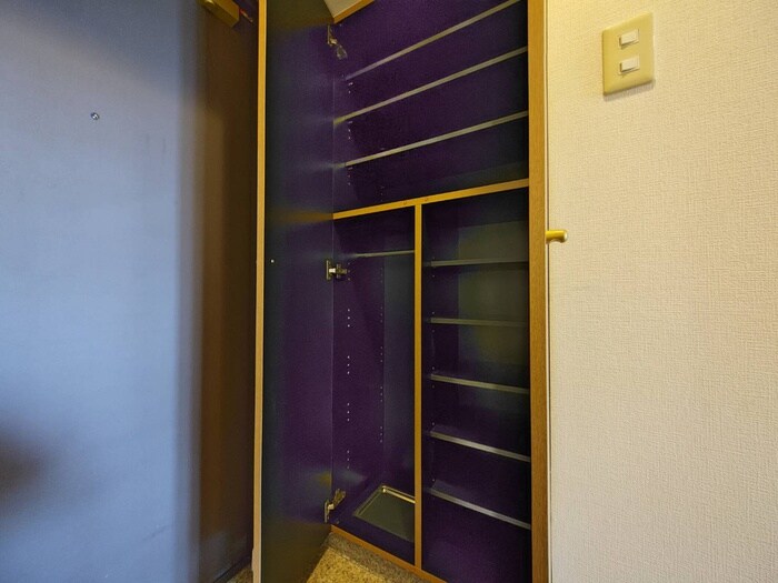 物件内観写真17　(靴箱)