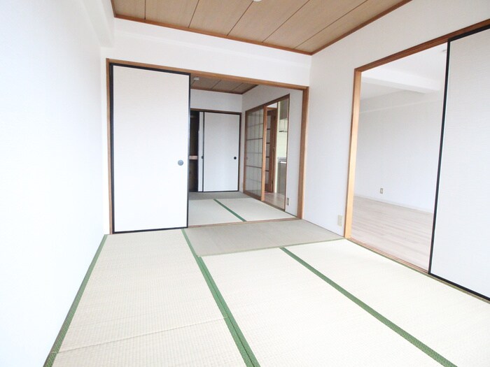 物件内観写真11　(居室)