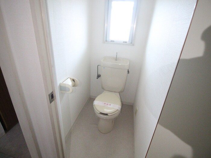 物件内観写真13　(トイレ)
