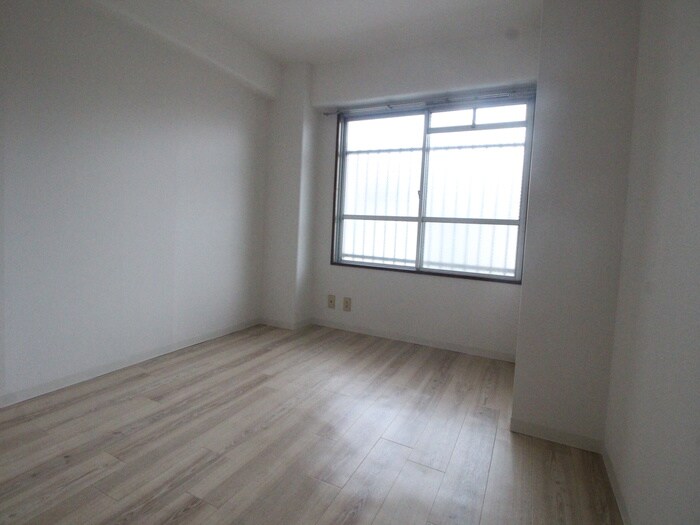 物件内観写真17　(居室)