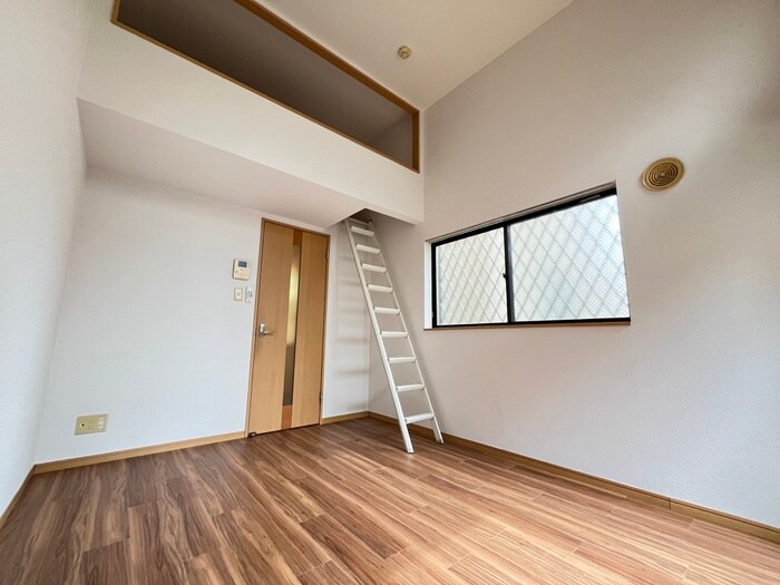 物件内観写真5　(居室)