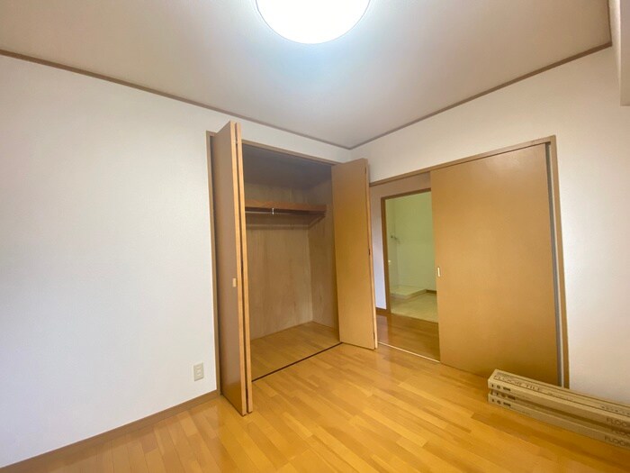 物件内観写真11　(居室)