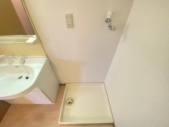 物件内観写真20　(洗濯機置場)