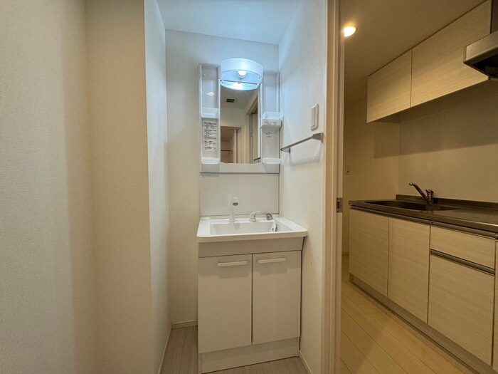 物件内観写真13　(洗面)