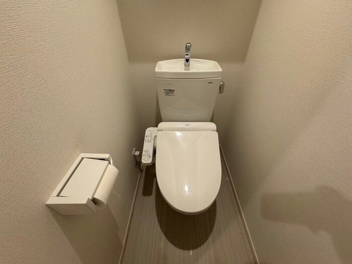 物件内観写真14　(トイレ)