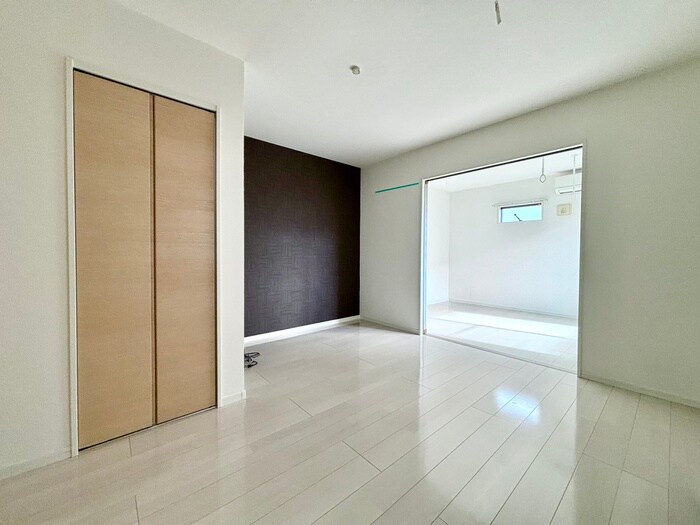 物件内観写真8　(居室)