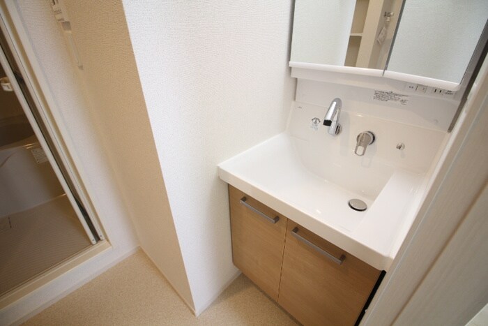 物件内観写真11　(洗面)