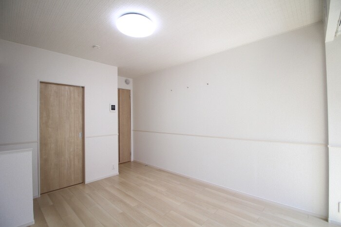 物件内観写真18　(居室)