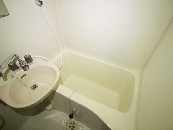 物件内観写真9　(バス／シャワールーム等)