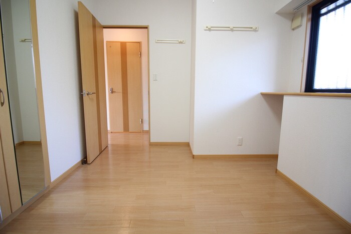 物件内観写真13　(居室)