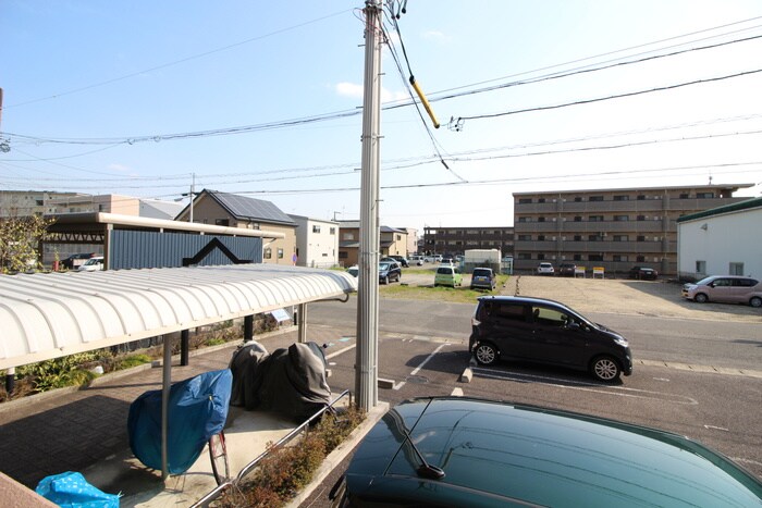 物件内観写真22　(室内からの展望)