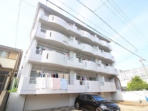 レヂデンス社台外観写真