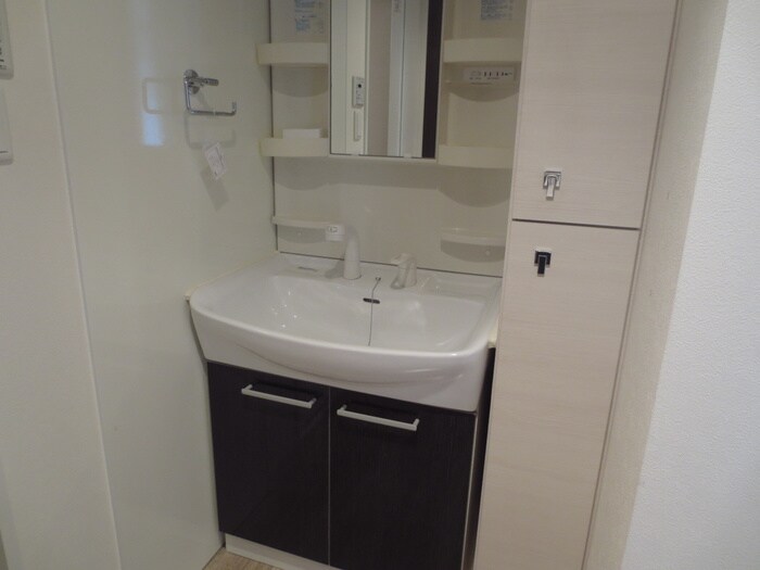 物件内観写真12　(洗面)