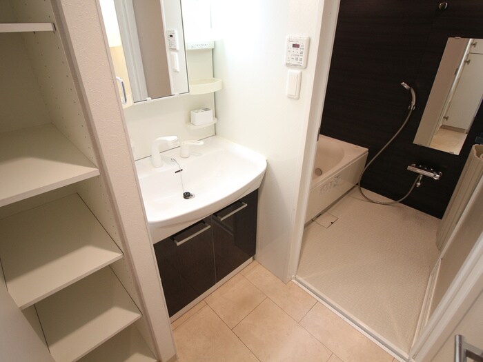 物件内観写真12　(洗面)