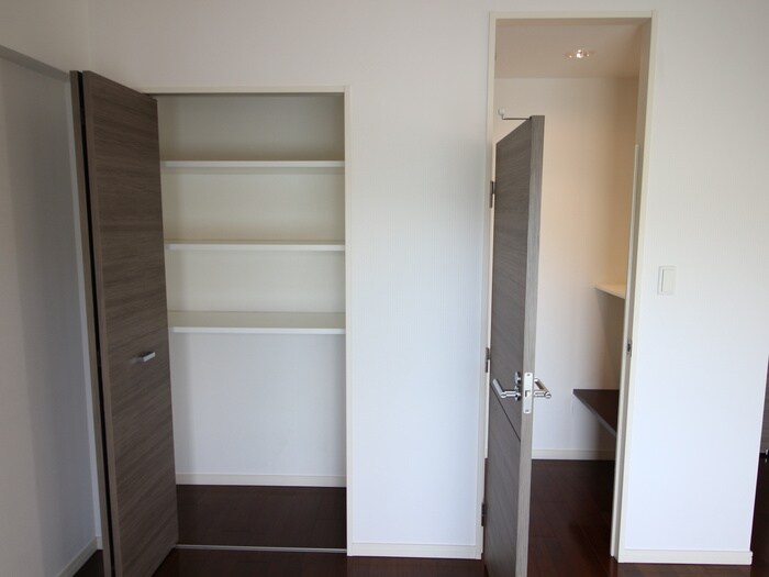 物件内観写真21　(収納)