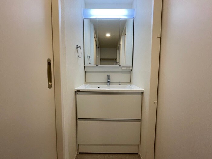 物件内観写真13　(洗面)